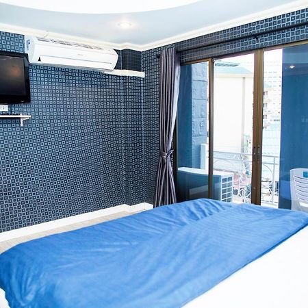 Merry Inn Suites Pattaya ภายนอก รูปภาพ