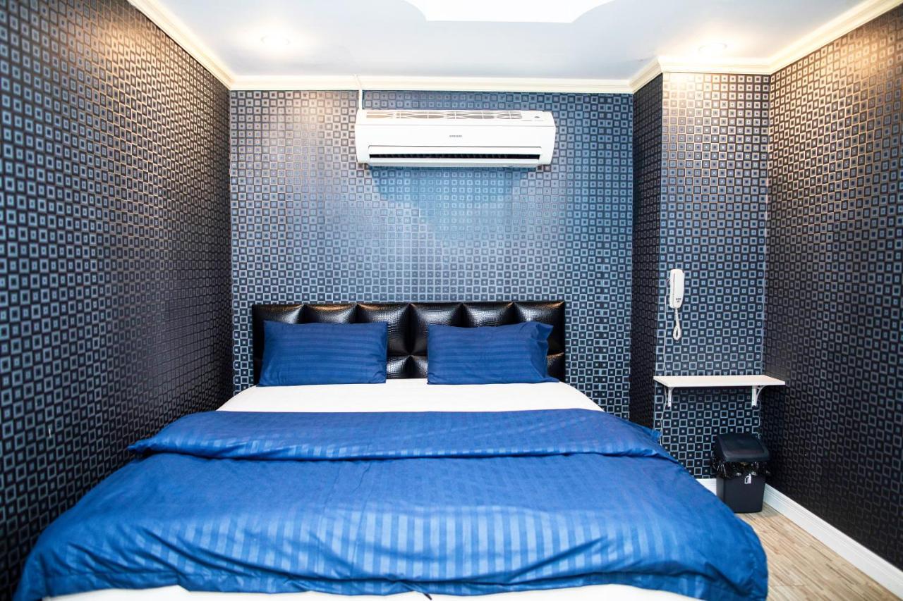 Merry Inn Suites Pattaya ภายนอก รูปภาพ